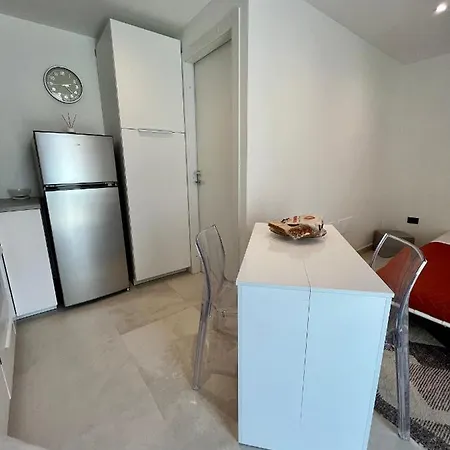 Sotto Una Buona “stella” Delizioso Monolocale Feriehus Lecce