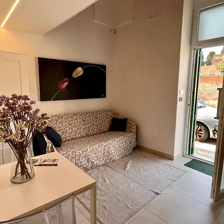 Sotto Una Buona “stella” Delizioso Monolocale Feriehus Lecce